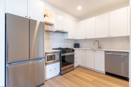 616-215 Mcbay Lane, Coquitlam, BC 