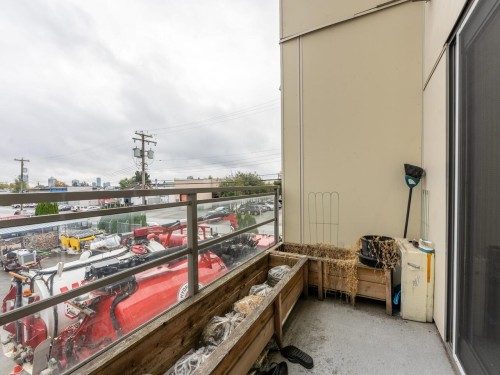 212-5355 Lane Street, Burnaby, BC 