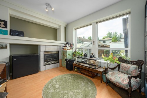 24113 102 Avenue, Maple Ridge, BC 