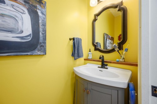 24113 102 Avenue, Maple Ridge, BC 