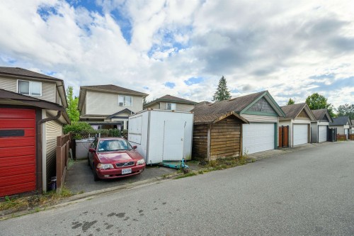 24113 102 Avenue, Maple Ridge, BC 