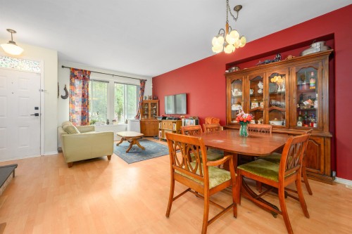 24113 102 Avenue, Maple Ridge, BC 