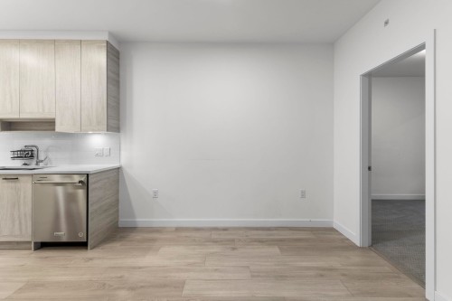 510-7579 16Th Street, Burnaby, BC 