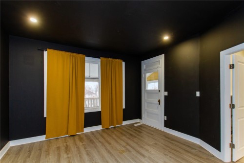 2770 Cambridge Street, Vancouver, BC 