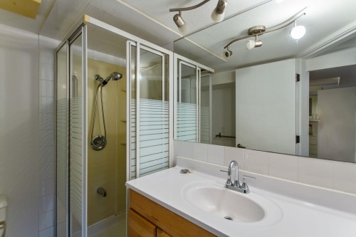 2770 Cambridge Street, Vancouver, BC 