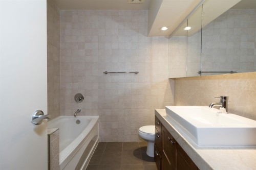 615-1333 Georgia Street W, Vancouver, BC 