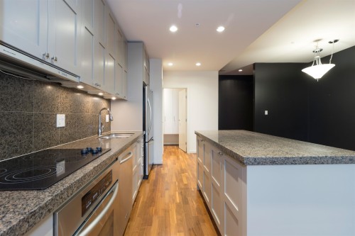 615-1333 Georgia Street W, Vancouver, BC 