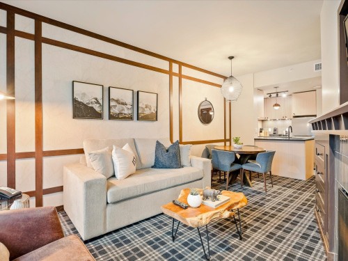 315-4320 Sundial Crescent, Whistler, BC 