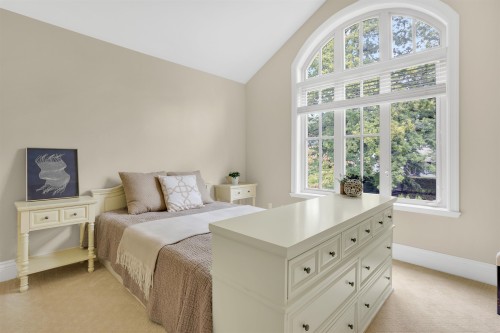 4038 33Rd Avenue W, Vancouver, BC 