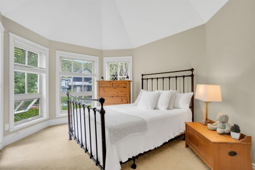 4038 33Rd Avenue W, Vancouver, BC 