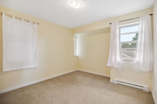 4394 River Road W, Delta, BC 