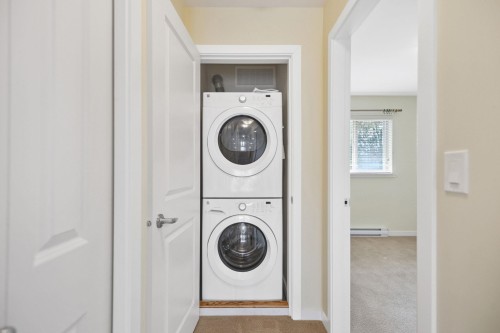 4394 River Road W, Delta, BC 