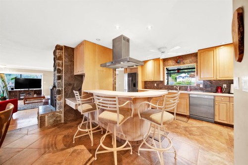 756 Shaw Avenue, Coquitlam, BC 