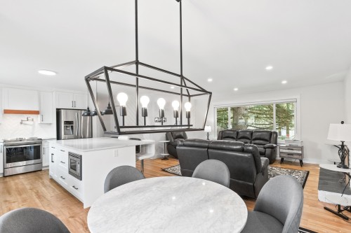 21099 Berry Avenue, Maple Ridge, BC 