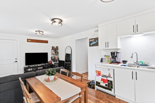 21099 Berry Avenue, Maple Ridge, BC 