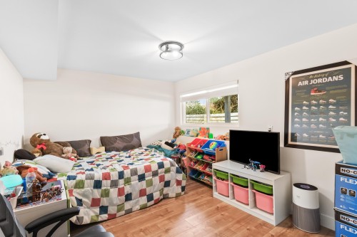 21099 Berry Avenue, Maple Ridge, BC 