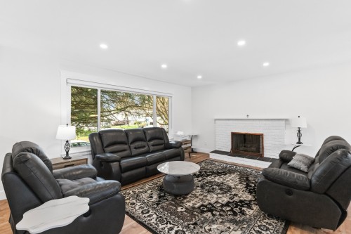 21099 Berry Avenue, Maple Ridge, BC 