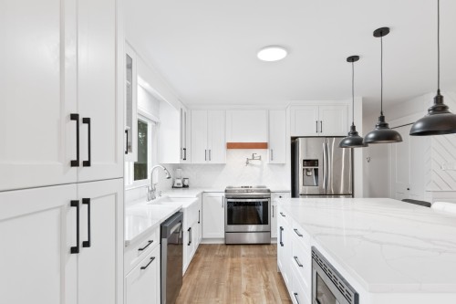 21099 Berry Avenue, Maple Ridge, BC 