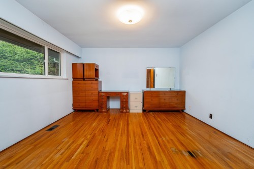 1760 Bowman Avenue, Coquitlam, BC 