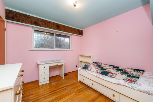 1760 Bowman Avenue, Coquitlam, BC 