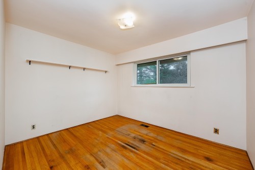 1760 Bowman Avenue, Coquitlam, BC 