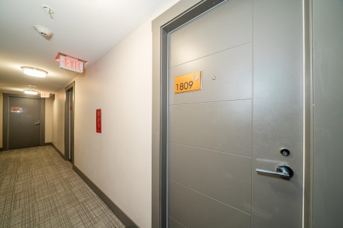 1809-3007 Glen Drive, Coquitlam, BC 