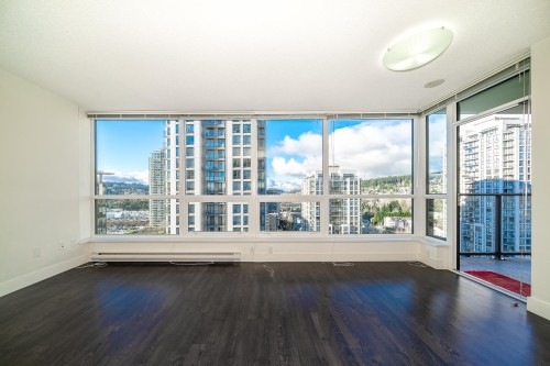 1809-3007 Glen Drive, Coquitlam, BC 