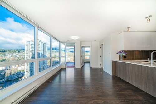 1809-3007 Glen Drive, Coquitlam, BC 