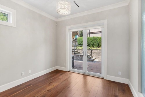 2171 Queens Avenue, West Vancouver, BC 