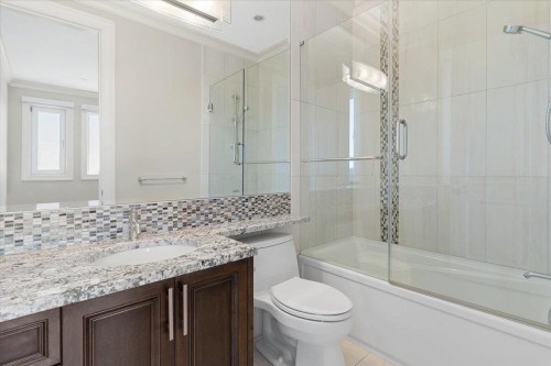 2171 Queens Avenue, West Vancouver, BC 