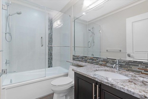 2171 Queens Avenue, West Vancouver, BC 