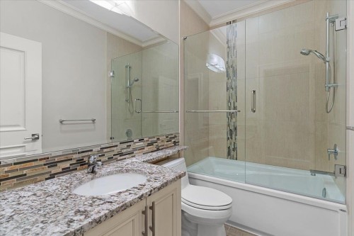 2171 Queens Avenue, West Vancouver, BC 