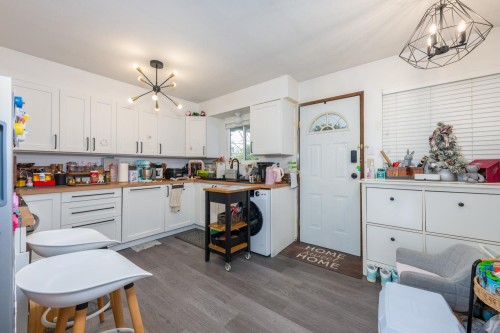 3506 29Th Avenue W, Vancouver, BC 