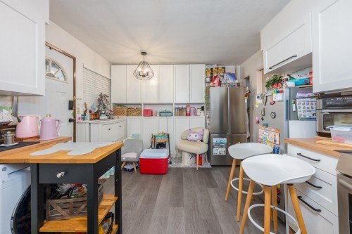 3506 29Th Avenue W, Vancouver, BC 