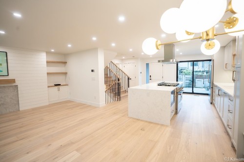 2159 Mcmullen Avenue, Vancouver, BC 