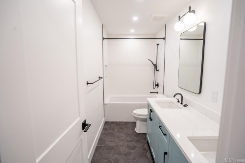 2159 Mcmullen Avenue, Vancouver, BC 