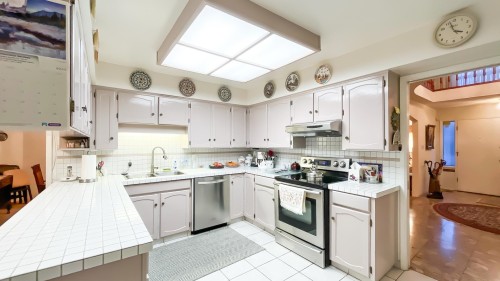 4680 15Th Avenue W, Vancouver, BC 