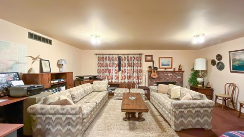 4680 15Th Avenue W, Vancouver, BC 