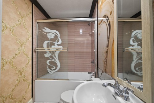 803 Ewen Avenue, New Westminster, BC 