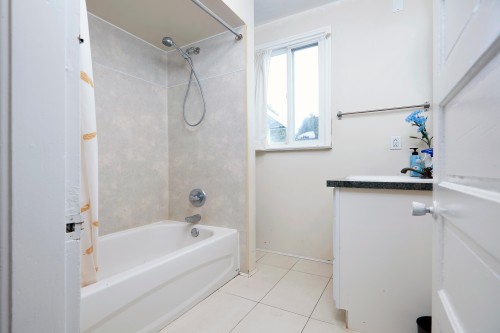 1440 1St Avenue E, Vancouver, BC 