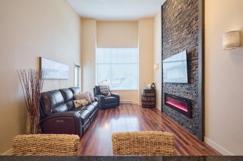 418-11935 Burnett Street, Maple Ridge, BC 