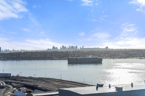 2102-188 Esplanade Street E, North Vancouver, BC 