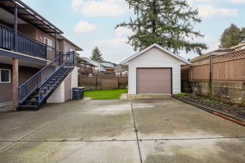 7877 15Th Avenue, Burnaby, BC 