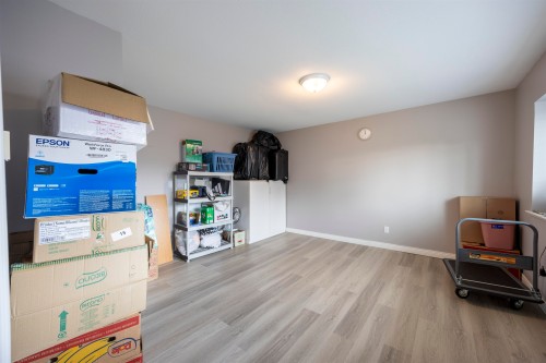 7877 15Th Avenue, Burnaby, BC 