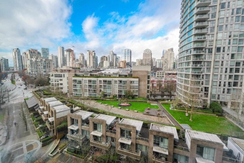 1001-1009 Expo Boulevard, Vancouver, BC 
