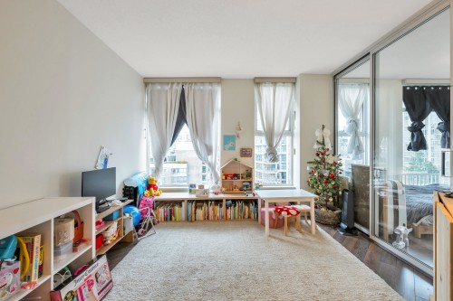 1001-1009 Expo Boulevard, Vancouver, BC 