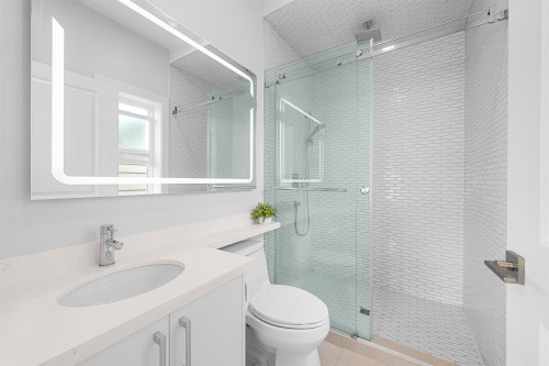 3448 Pandora Street, Vancouver, BC 