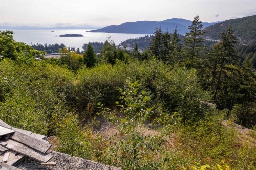 4783 Westwood Place, West Vancouver, BC 