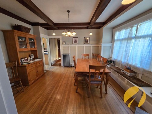 3868 10 Avenue W, Vancouver, BC 