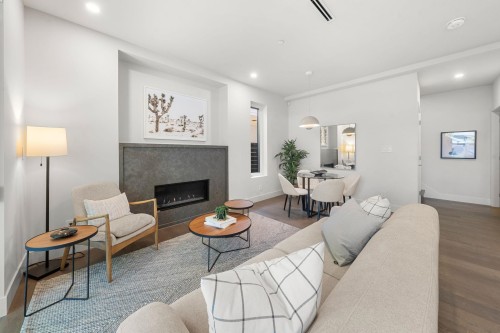 1-638 46Th Avenue E, Vancouver, BC 